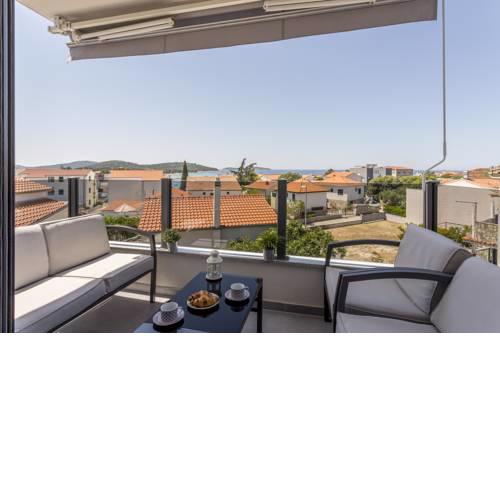 Luxury view apartments