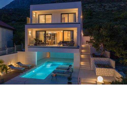 Luxury Villa Blue Moon with Pool