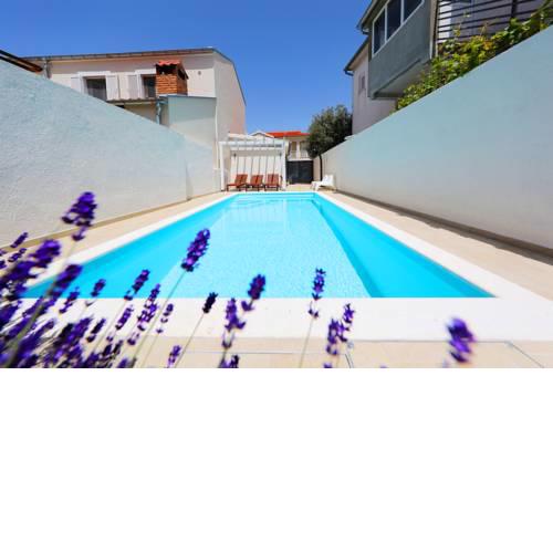 Luxury Villa Claudia with Pool