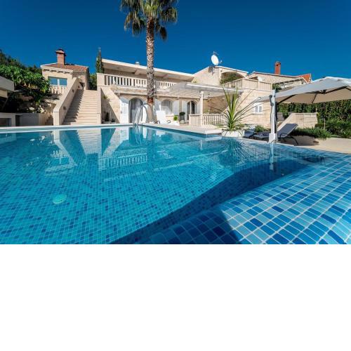 Luxury Villa Stone Castle Brač with private pool on Brač island
