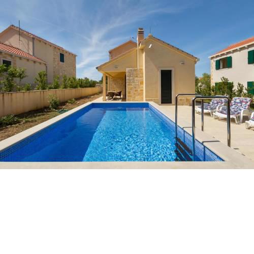 Luxury villa with a swimming pool Dracevica (Brac) - 3540