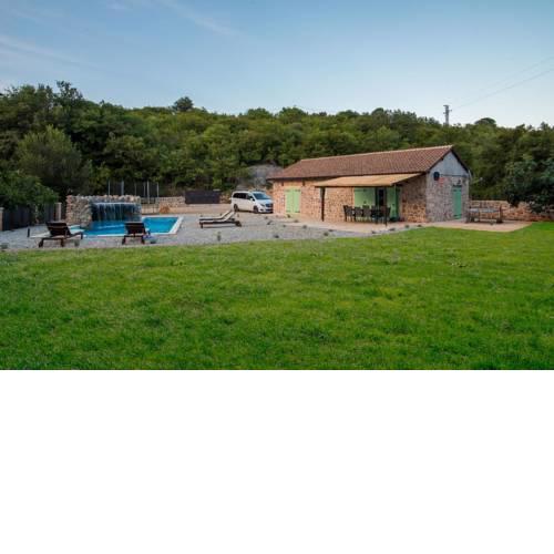 Luxury villa with a swimming pool Vrbnik, Krk - 17429