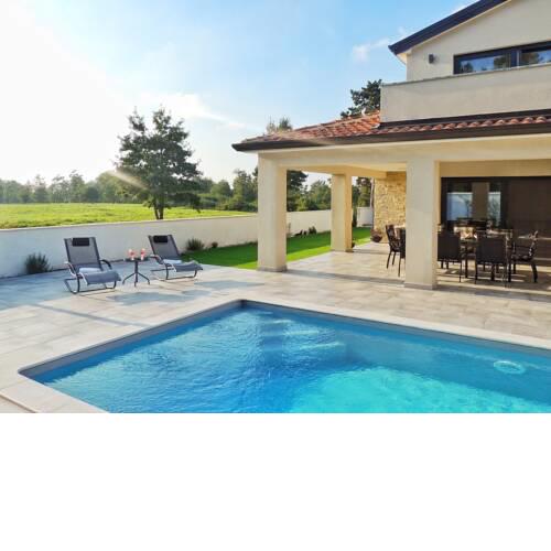 LUXURY APARTMENT with Pool, Outdoor Bar & Grill, Fitness & Office
