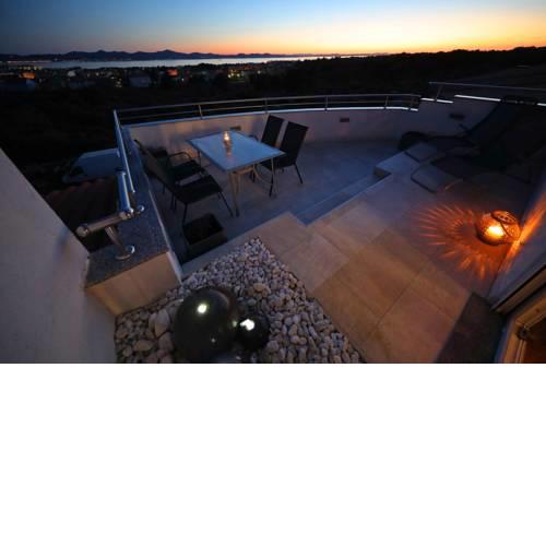 Magic Blue Sky Apartment