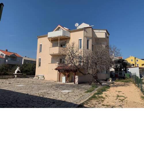 Magyar Apartmanház Pakostane