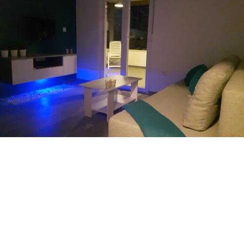 MarineBlue Apartment