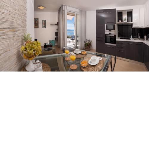 Mariva Luxury Apartment