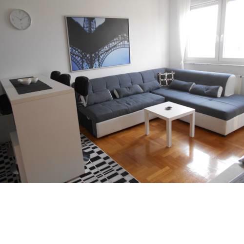 Martea Apartment