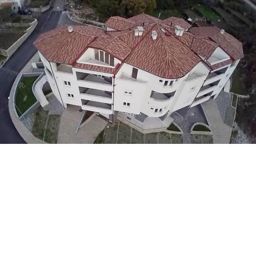 Marun Apartments