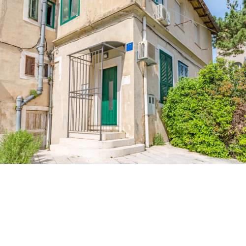 Max apartman