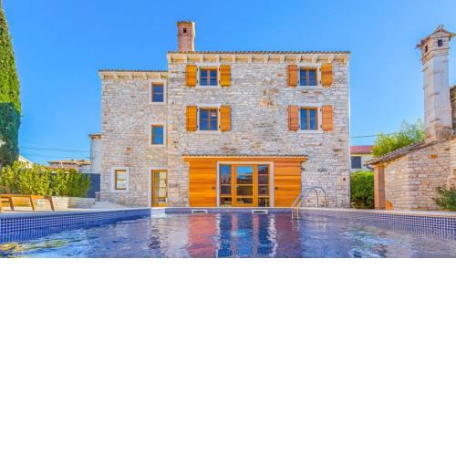 Medulin Villa Sleeps 10 Pool Air Con WiFi