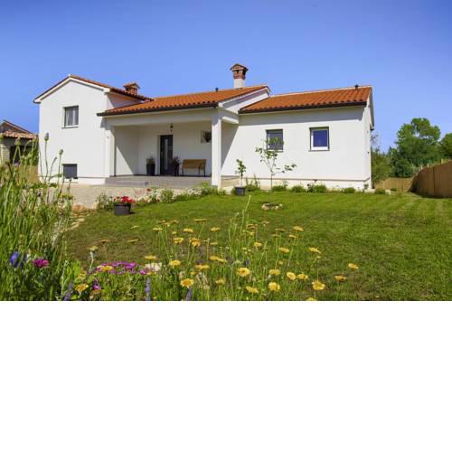 Mimosa in Nedešćina (Haus für 5-8 Personen)