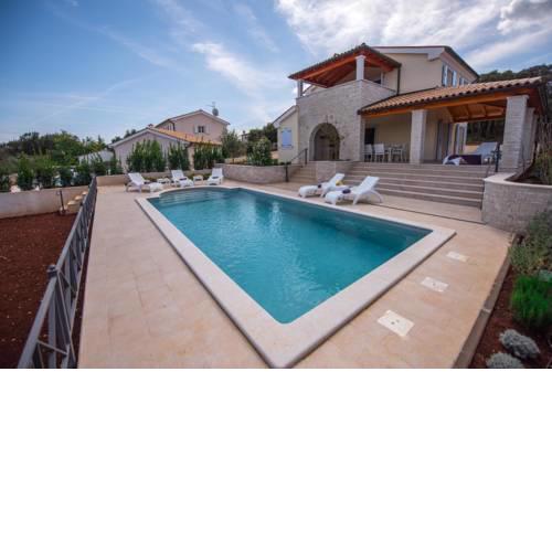 Mirana Luxury Villas