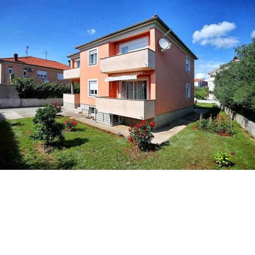 Miro Apartment