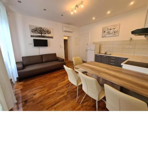 Mistral Volosko Apartment