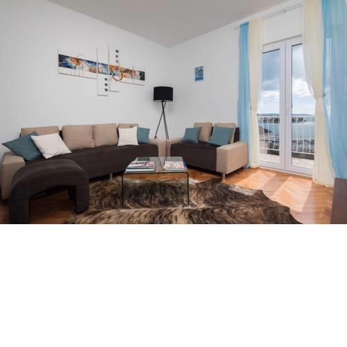MK-elegant apartment with a sea view balcony