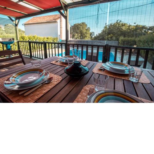 Mobile home in Pakostane with terrace, air conditioning, WiFi 5015-1