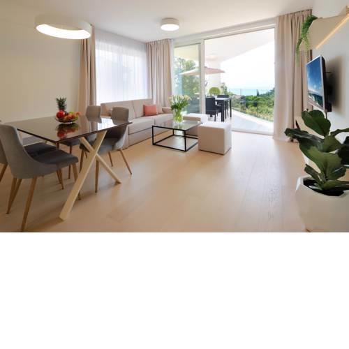 Modern apartment near the sea