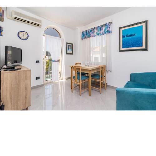 Modern apartment with balcony, sea and pool view for a couple in Medulin