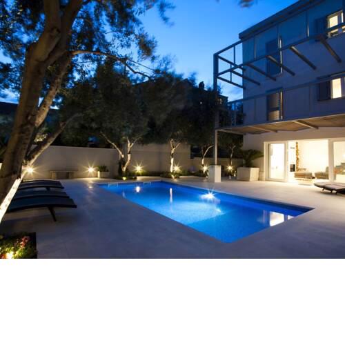 Modern Apartment with Private Pool in Split