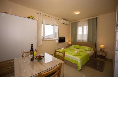 Modern apartments Bezer with panorama view