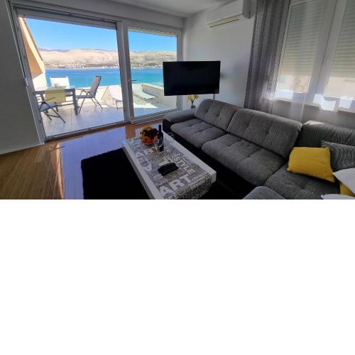 Modern Sea View Penthouse - on the Beach