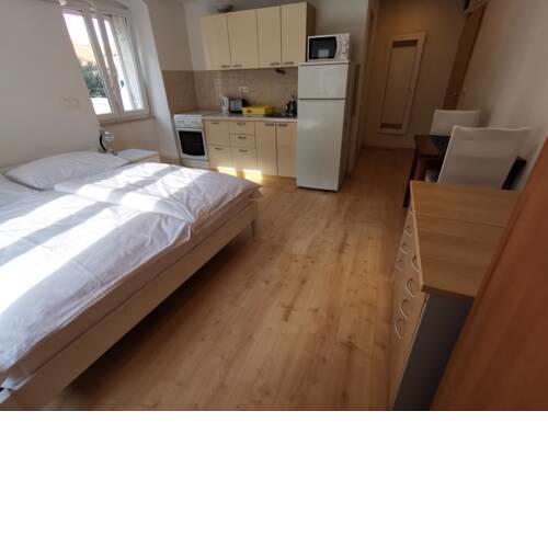 Modern studio in a superb location