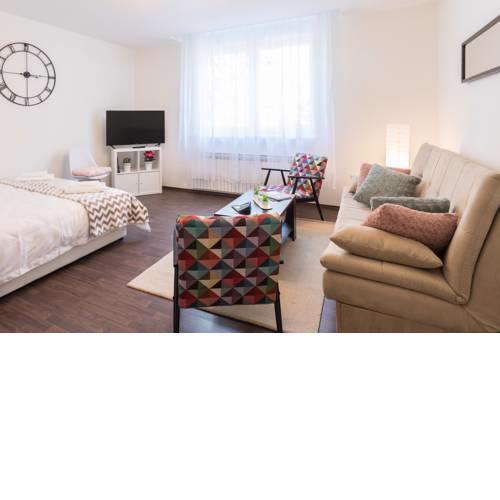 Modern Studio in Old Town - BEST LOCATION