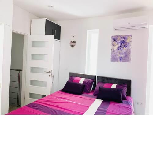 Music apartment