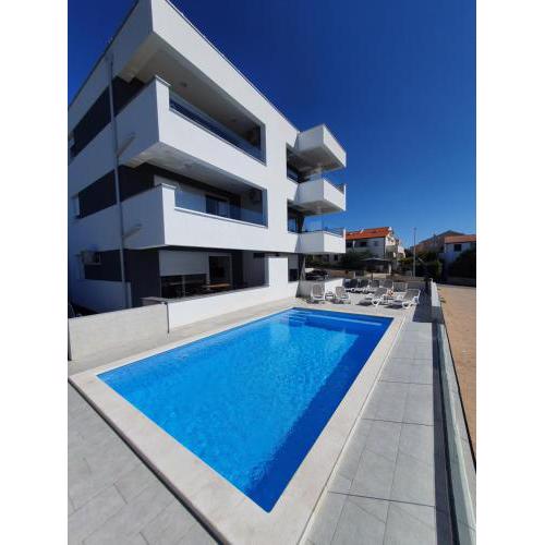 NEW! Aquarius Luxury apt with pool and sea view