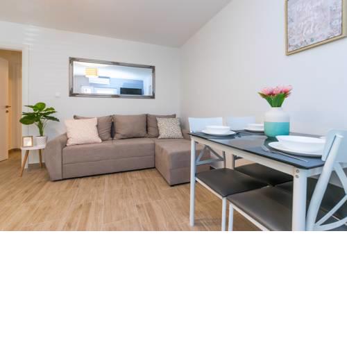 NEW cosy and modern apartmant Kastela, Split