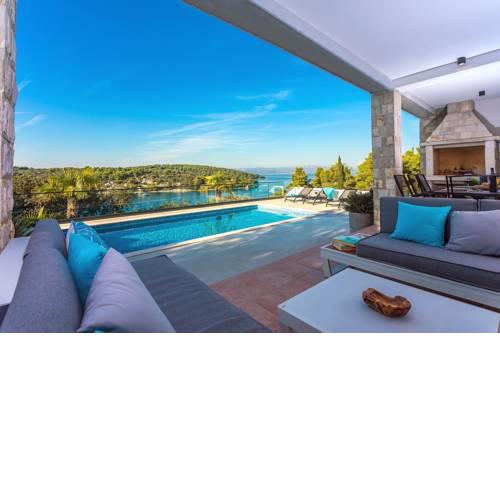 NEW! Villa CAPTAINS house on Šolta island with private pool, 3 bedrooms, 4 bathrooms, amazing sea views