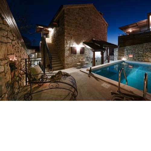 New villa Laurana