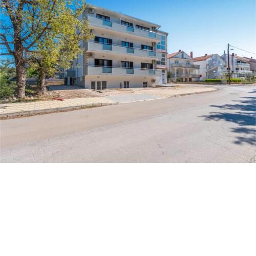 Nice apartment in Biograd na Moru with WiFi