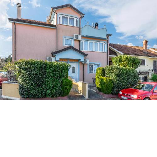 Nice apartment in Dajla with 1 Bedrooms