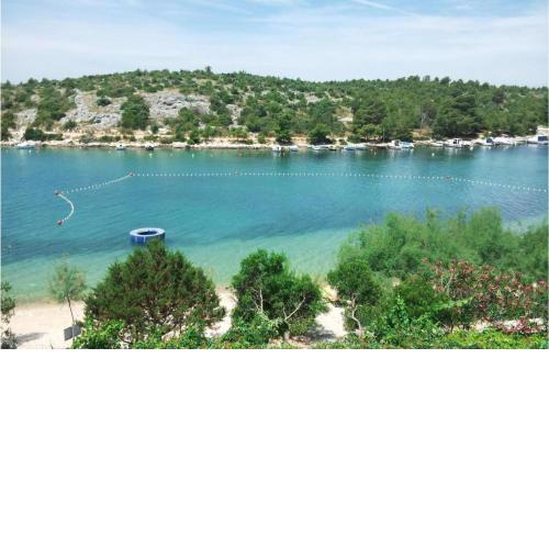 Nice apartment in Grebastica with WiFi and 2 Bedrooms