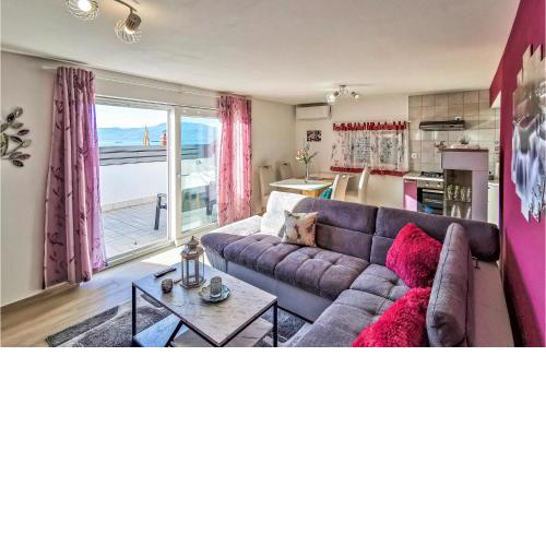 Nice apartment in Kostrena with 2 Bedrooms