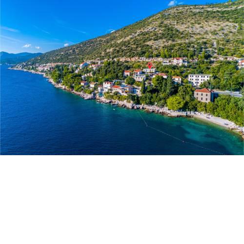 Nice apartment in Lozica w/ 2 Bedrooms