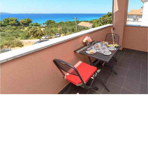 Nice apartment in Miholascica with WiFi and 1 Bedrooms