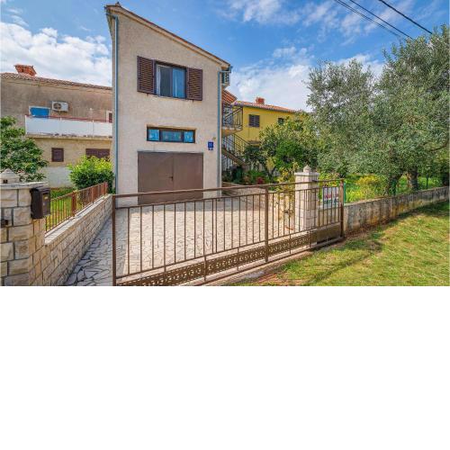 Nice apartment in Rakalj with 1 Bedrooms