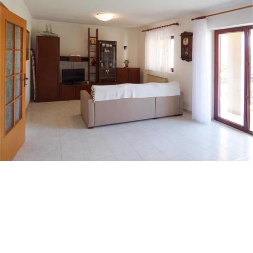 Nice apartment in Rovinj w/ 2 Bedrooms