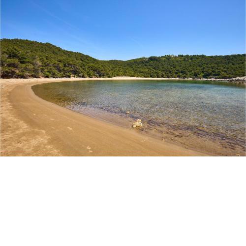 Nice apartment in Saplunara with WiFi and 1 Bedrooms