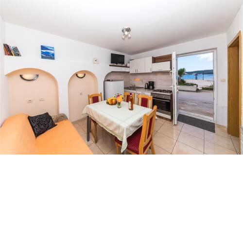 Nice apartment in Seget Donji w/ WiFi and 1 Bedrooms
