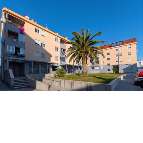 Nice apartment in Split w/ WiFi and 2 Bedrooms