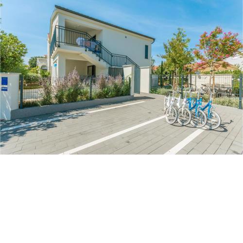 Nice apartment in Sukosan with WiFi and 2 Bedrooms