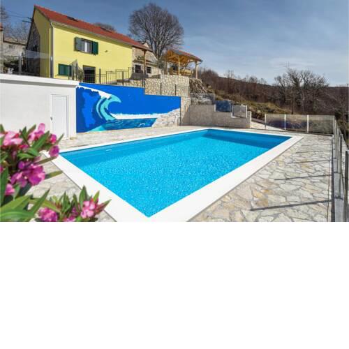 Nice home in Brstanovo w/ Outdoor swimming pool, WiFi and 4 Bedrooms