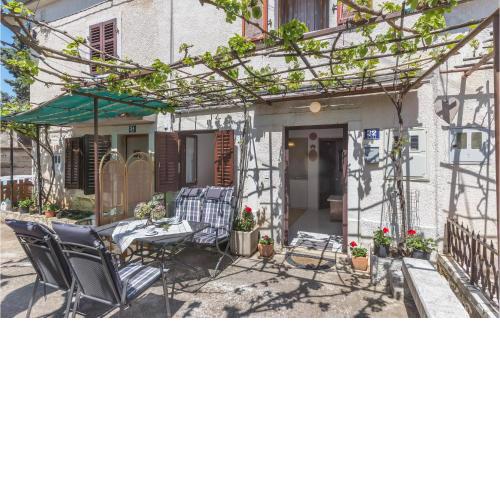 Nice home in Funtana with WiFi and 1 Bedrooms