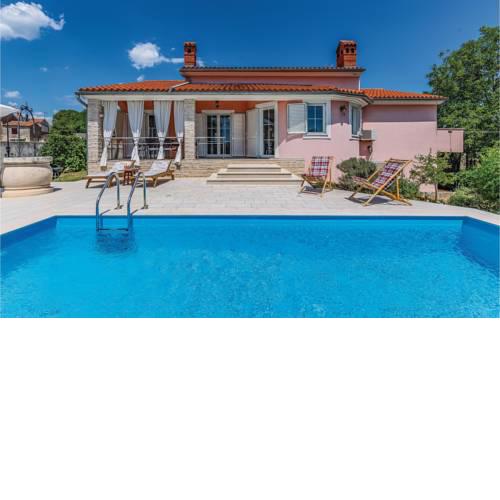 Nice home in Marcana w/ Outdoor swimming pool, WiFi and 4 Bedrooms