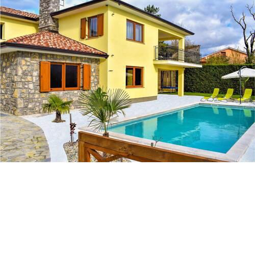 Nice home in Mucici w/ Outdoor swimming pool, Outdoor swimming pool and 3 Bedrooms