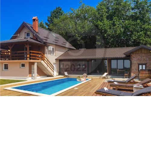Nice home in Nova Diklenica with Outdoor swimming pool, Sauna and 4 Bedrooms